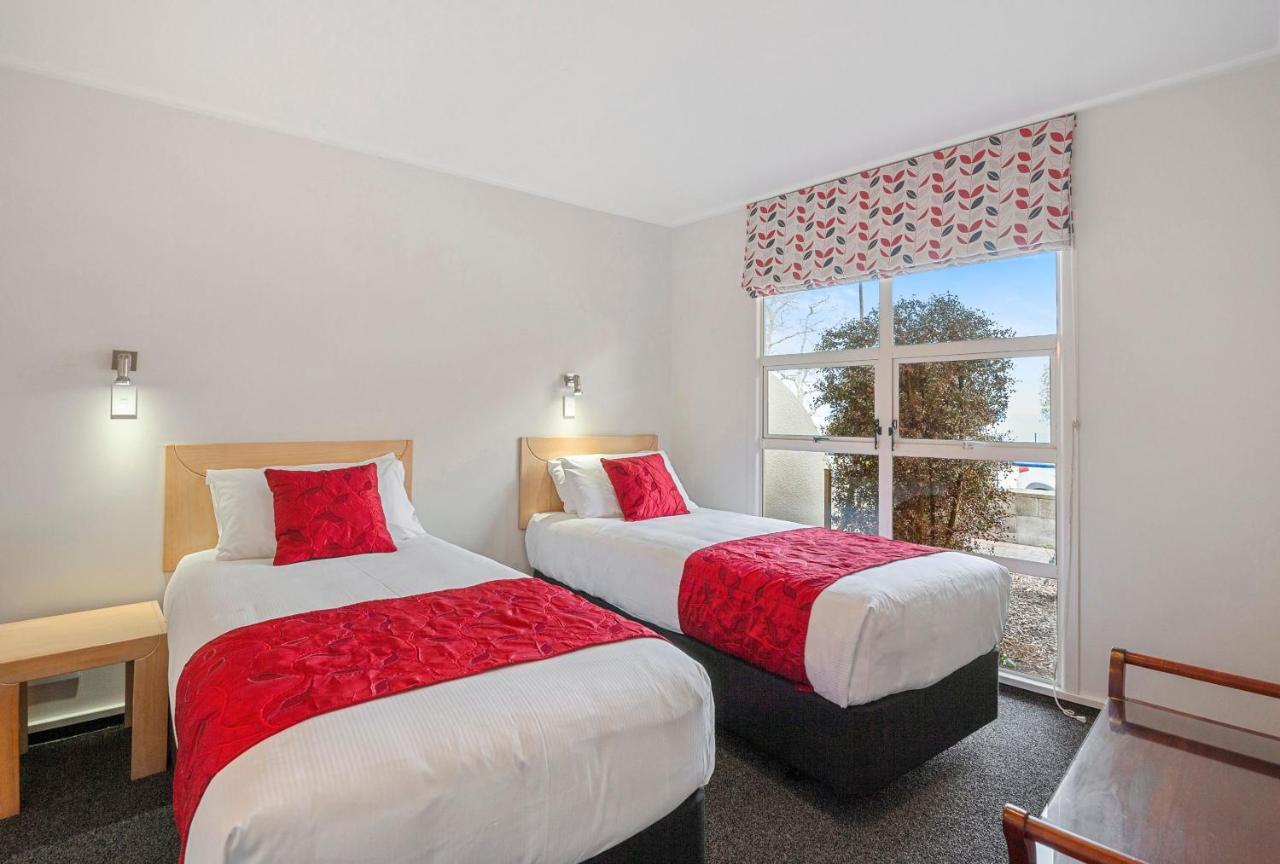 The Village Motel 4*